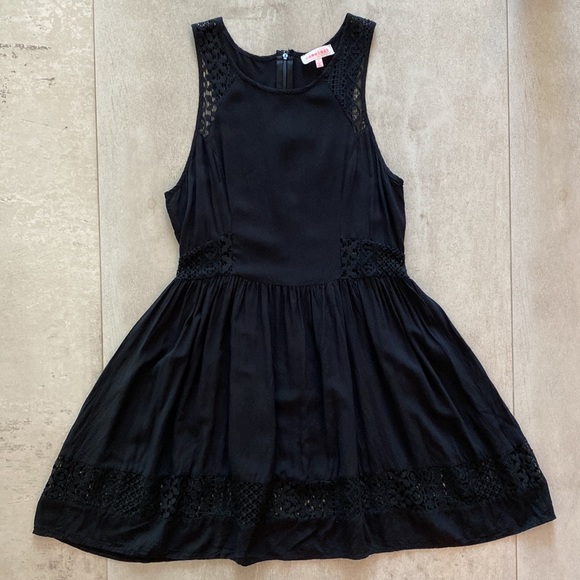 Nameless Black Dress Tunic Crochet Cut Out detail Size small - Picture 8 of 11